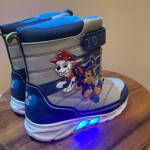 Paw Patrol Light Up Snow Boots Size 12 Toddler